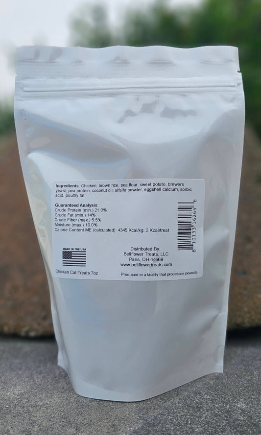 Cat. Crunchy Chicken Cat Treats 7oz bag