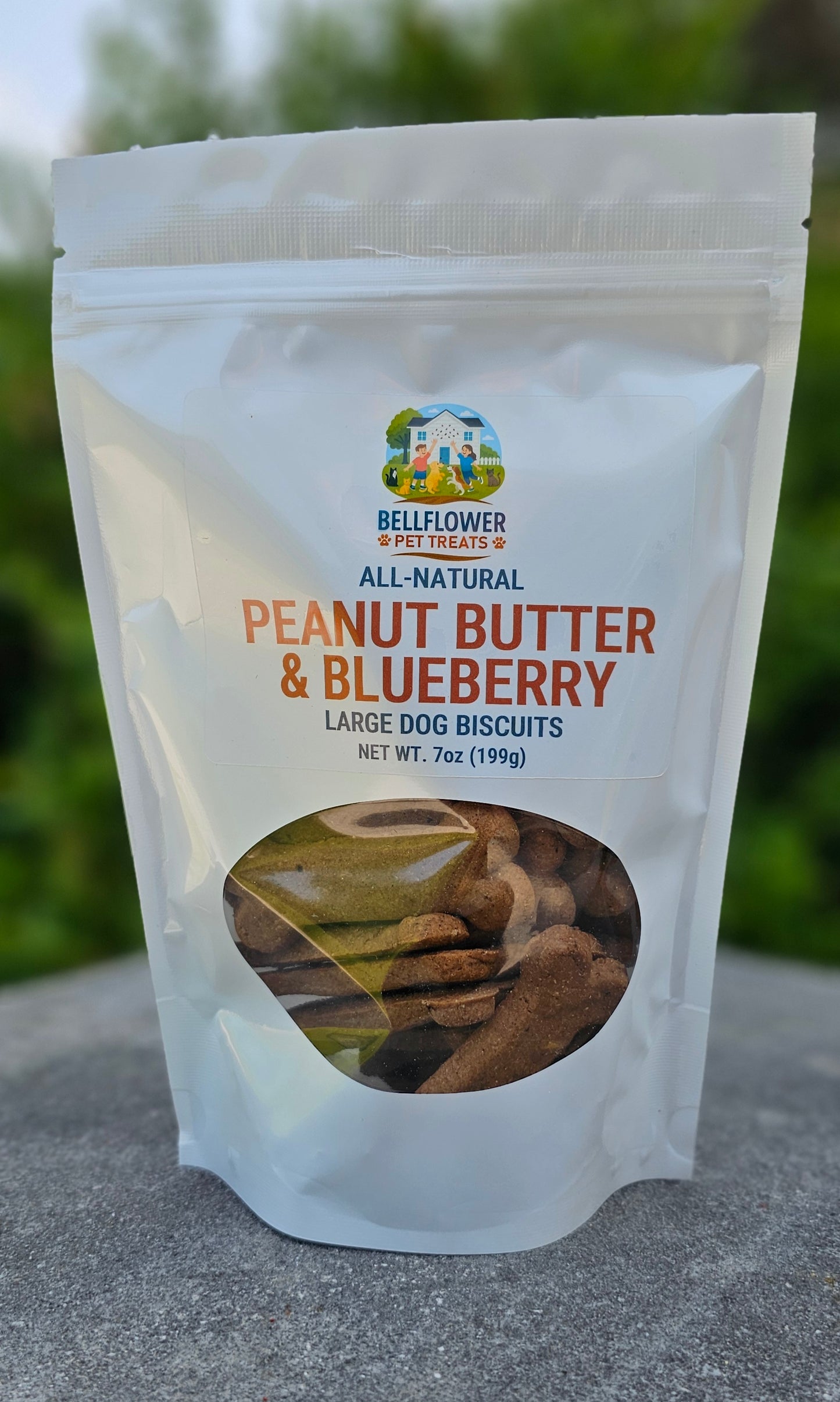 Dog. Peanut Butter & Blueberry Biscuits Large Dog 7oz bag